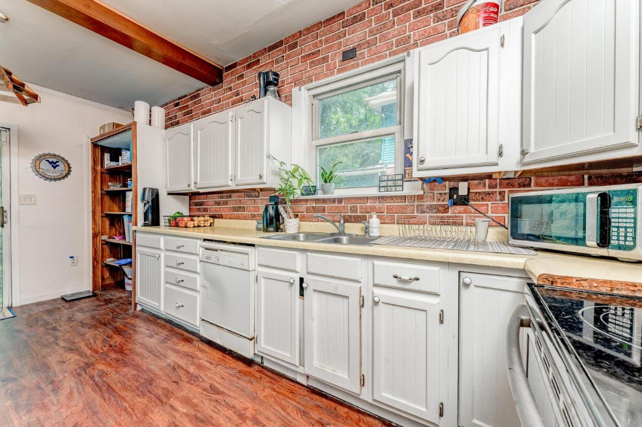 Awesome House, 5 Minutes To Dt, 2 Miles To Stadium And Ruby Memorial! 모건타운 외부 사진